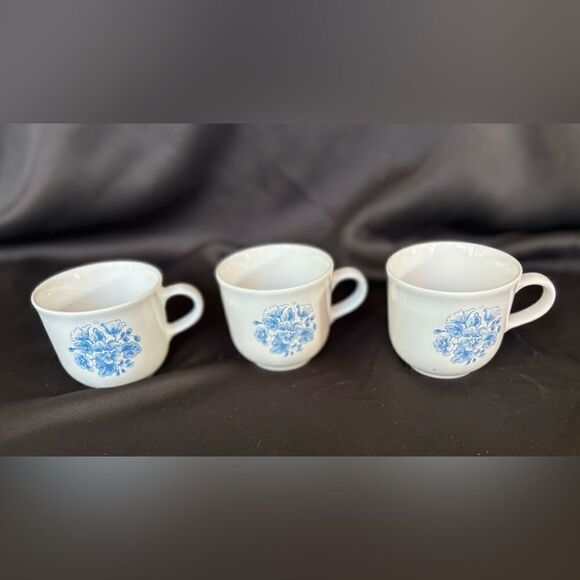 3 Vintage Corelle Blue Flat 2.5” Cup Stoneware - Picture 1 of 8